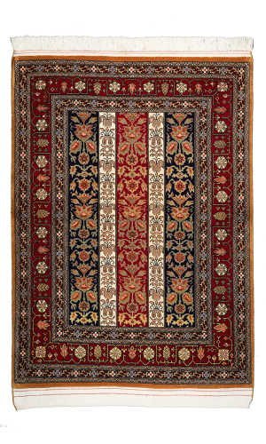 Handmade Rug In Super Fine Wool Qom (148×108 cm)