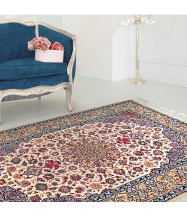 Fine wool Cream Persian rug Isfahan |159×109 cm| Palmetto Flower (MEDALLION)