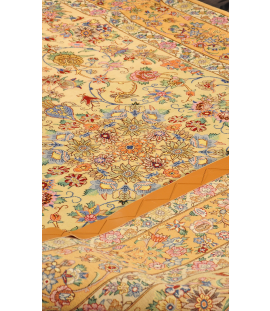 Handmade Rug in Super Fine Wool & Cream color Isfahan (204×129 cm)