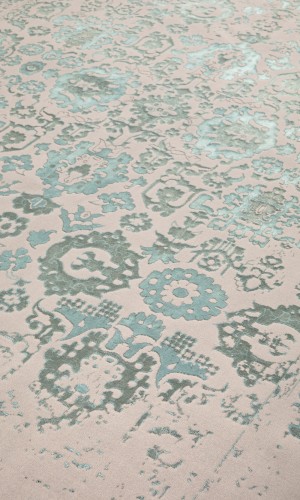 Serenity model | rug in blue & cream