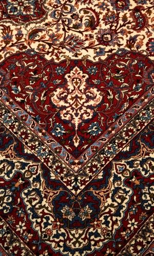 Handmade Finewool Cream Rug Isfahan | 315×204 cm | Palmette flower Pattern (SHAAH ABBAASY)