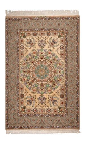 Handmade Silk Rug in Cream Base Color Isfahan | 245×162 cm | 4 square meter