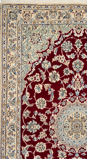 Handmade Rug in Wool & Red color Nain Isfahan | 165 ×106 cm | SHAAH ABBAASY(Palmette flower)
