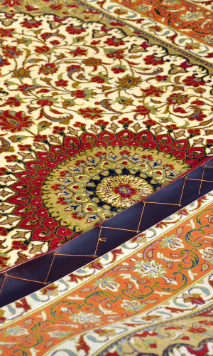 Handmade Rug in Super Fine Wool Qom | 162×110 cm | SHAAH ABBAASY(Palmette flower)