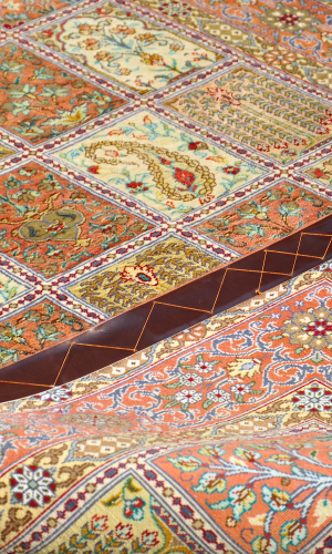 Handmade Rug in Silk & Copper color Qom | 153×105 cm | GHAABY(Panel design)