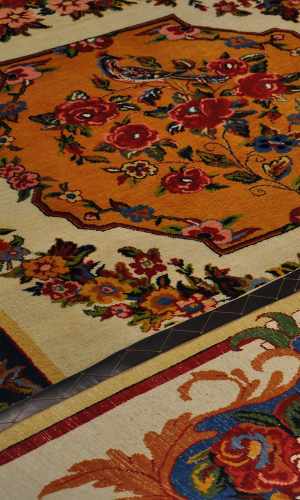 Handmade Rug in Wool & Cream color Chaharmahal And Bakhtiari | 312×212 cm | SHAAH ABBAASY(Palmette flower)