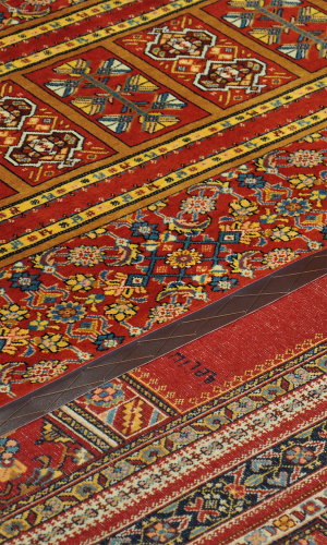 Handmade Rug In Wool & Red Color With Vegetable Dyed Isfahan (326×219 cm)