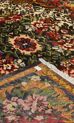 Wool Rug Full-coloured Chaharmahal And Bakhtiari | 288×215 cm | SHAAH ABBAASY(PALMETTE FLOWER)