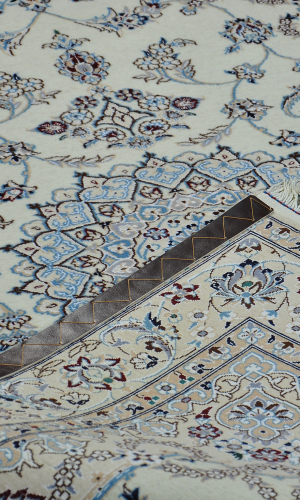 Handmade Rug in Wool & Cream color Isfahan | 211×126 cm | SHAAH ABBAASY(Palmette flower)