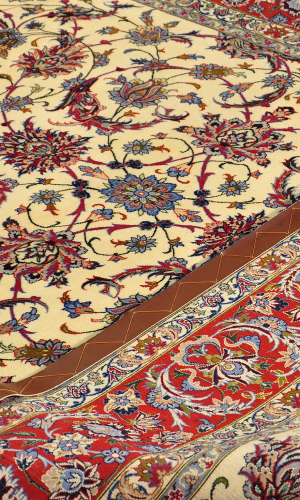 Handmade Persian Fine Wool Cream Rug Isfahan |225×149 cm| Palmetto Flower Pattern 